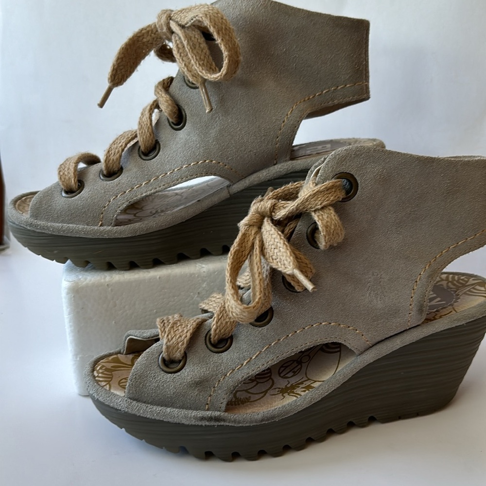 Fly London laceUp sandal comfortable size 36 Fly London comfort walking shoe - Picture 4 of 13